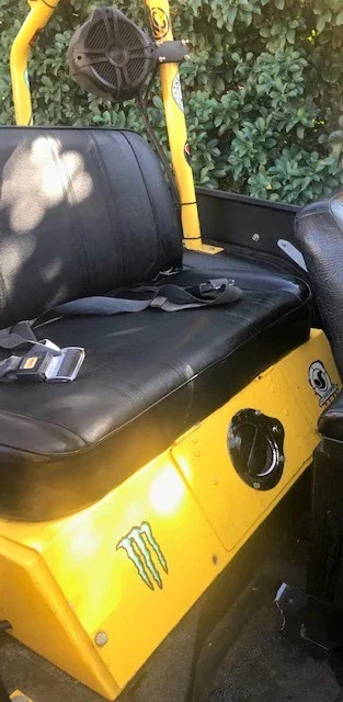 Jeep-Scrambler-1982-Black-Black-2