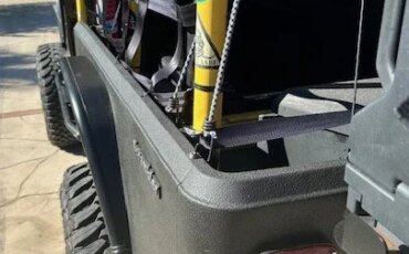 Jeep-Scrambler-1982-Black-Black-22