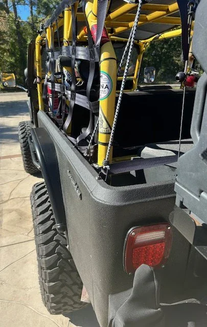 Jeep-Scrambler-1982-Black-Black-22