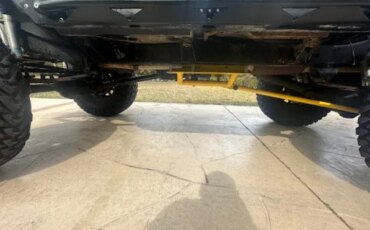 Jeep-Scrambler-1982-Black-Black-32