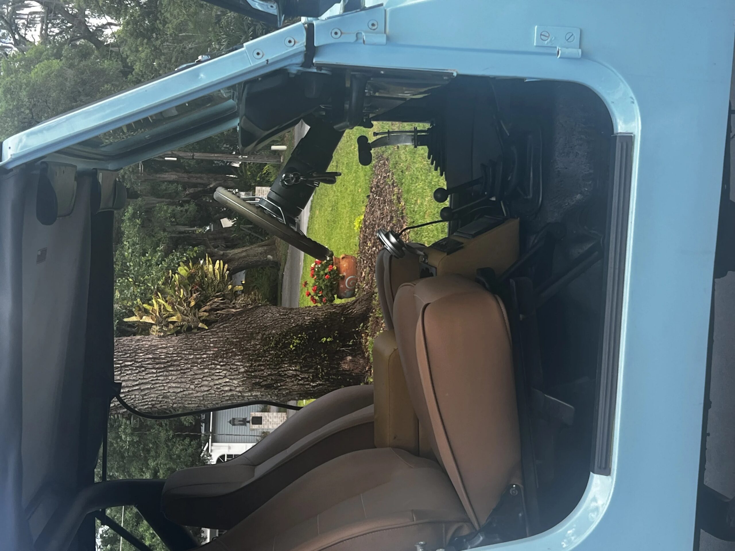 Jeep-Scrambler-1982-Blue-Beige-2