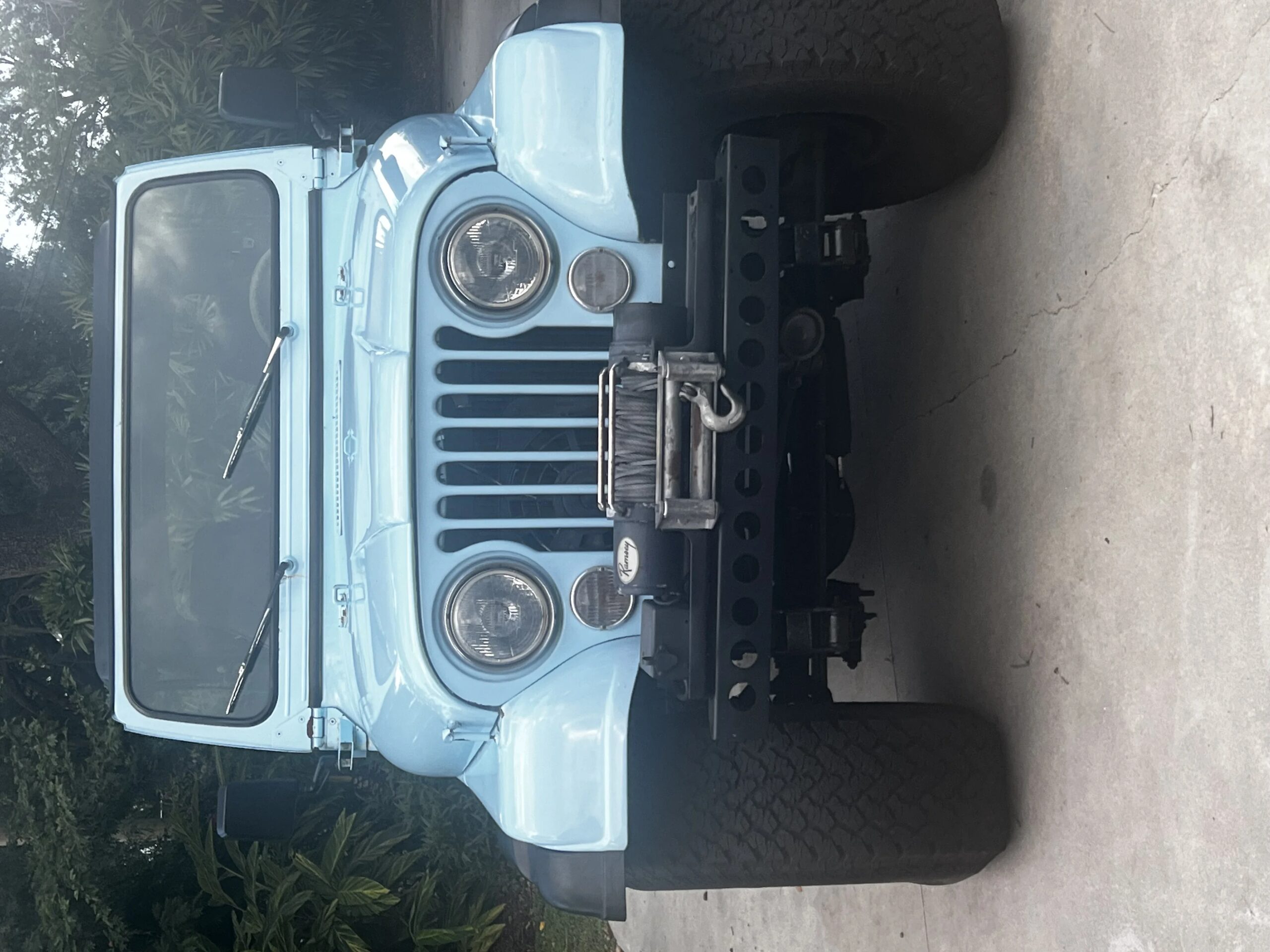 Jeep-Scrambler-1982-Blue-Beige-3
