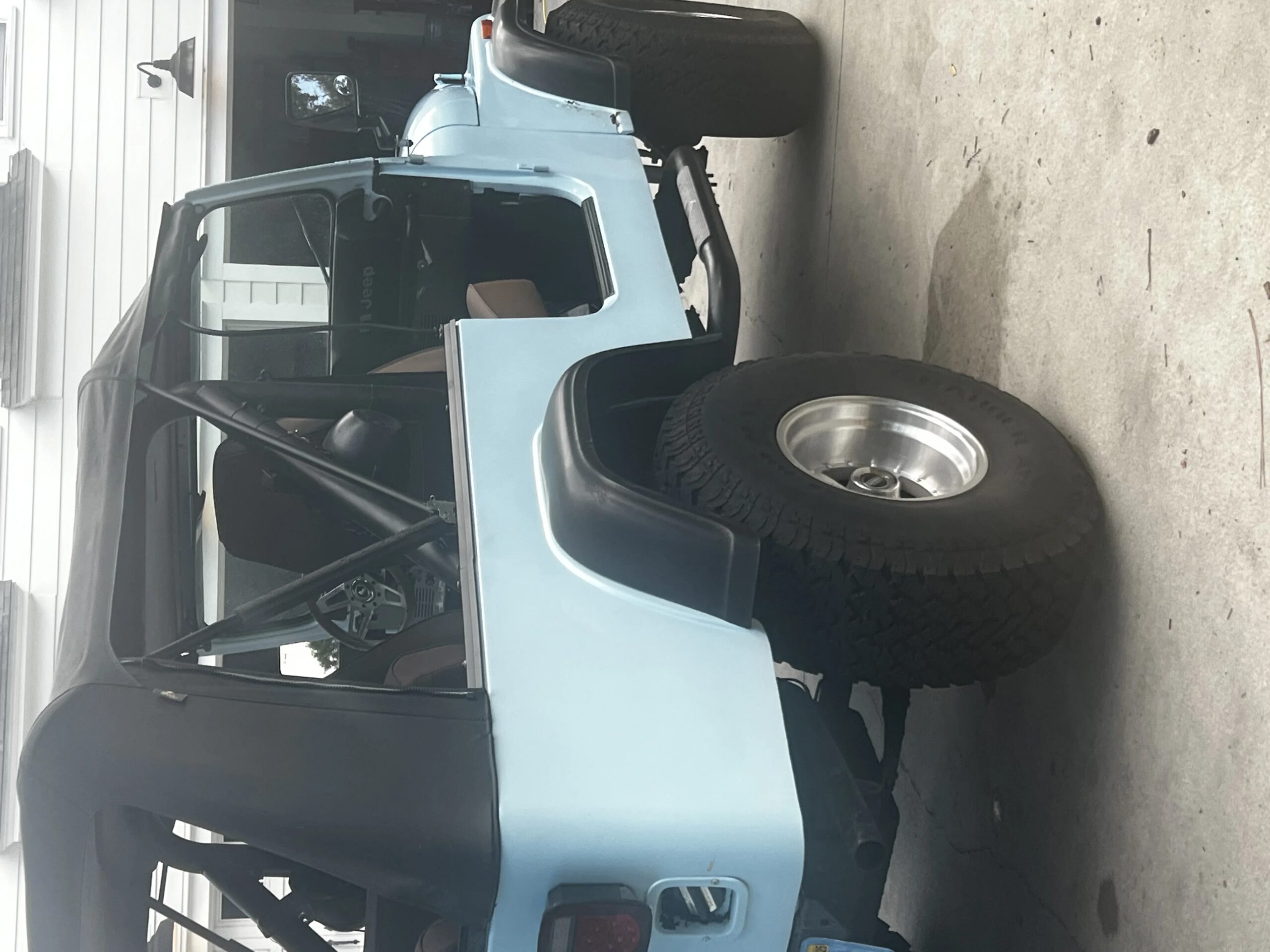 Jeep-Scrambler-1982-Blue-Beige-8