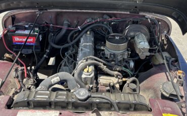 Jeep-Scrambler-1982-Burgundy-Burgundy-8