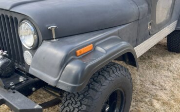 Jeep-Scrambler-1982-Green-Green-7