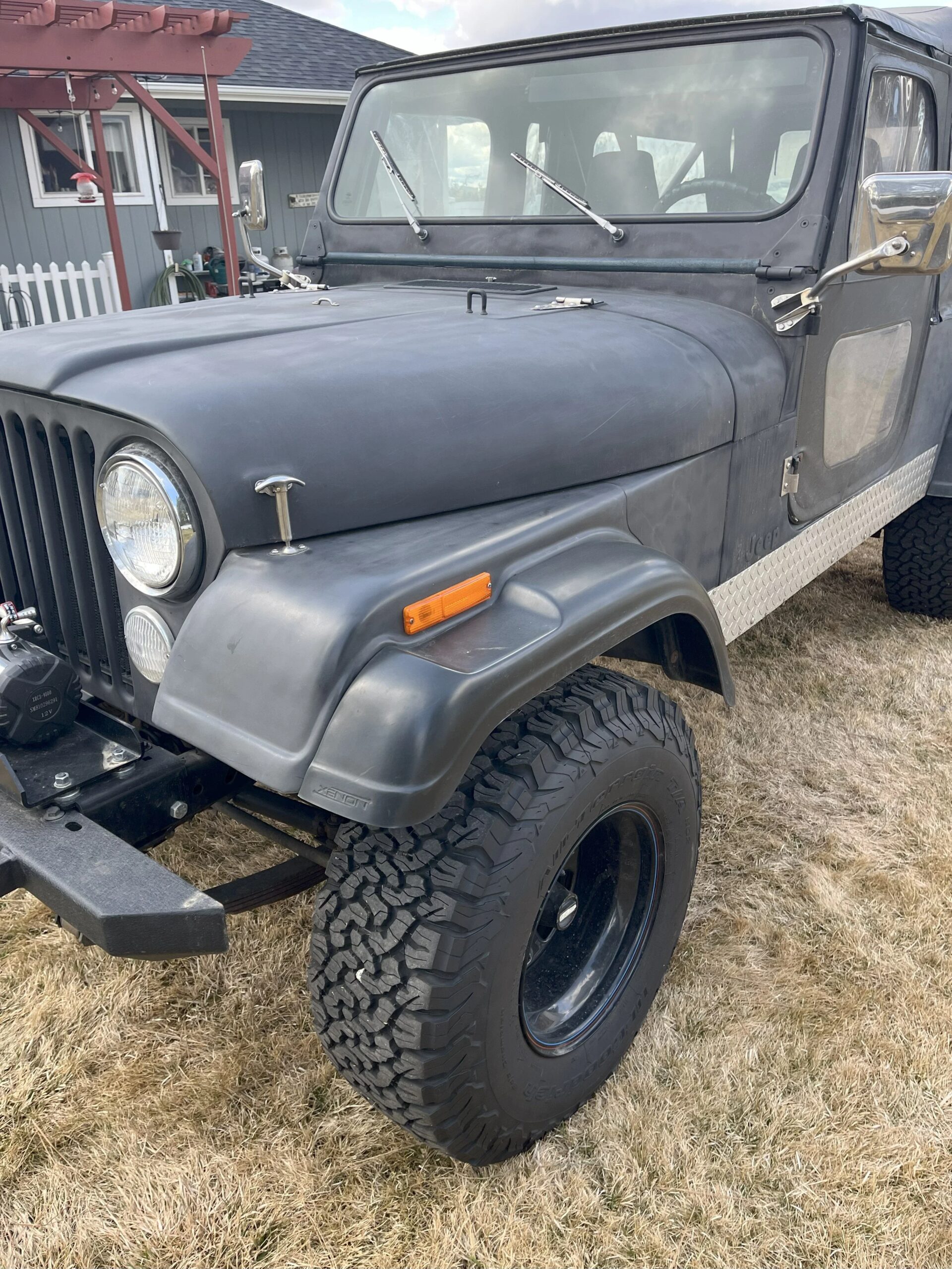 Jeep-Scrambler-1982-Green-Green-7