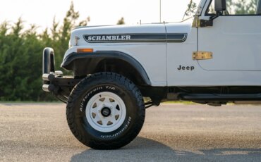 Jeep-Scrambler-1983-White-Black-34
