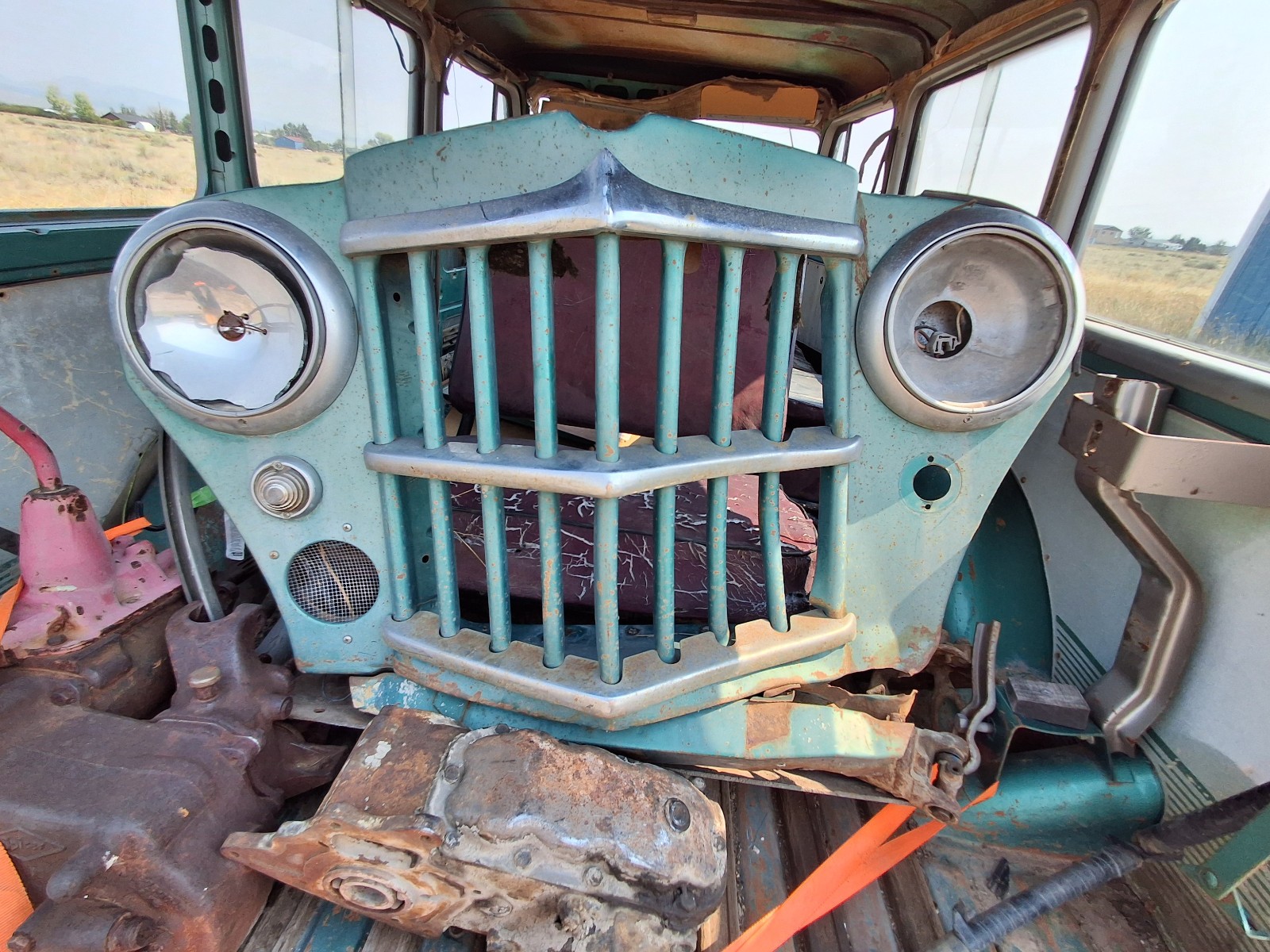 Jeep-Wagoneer-1960-20