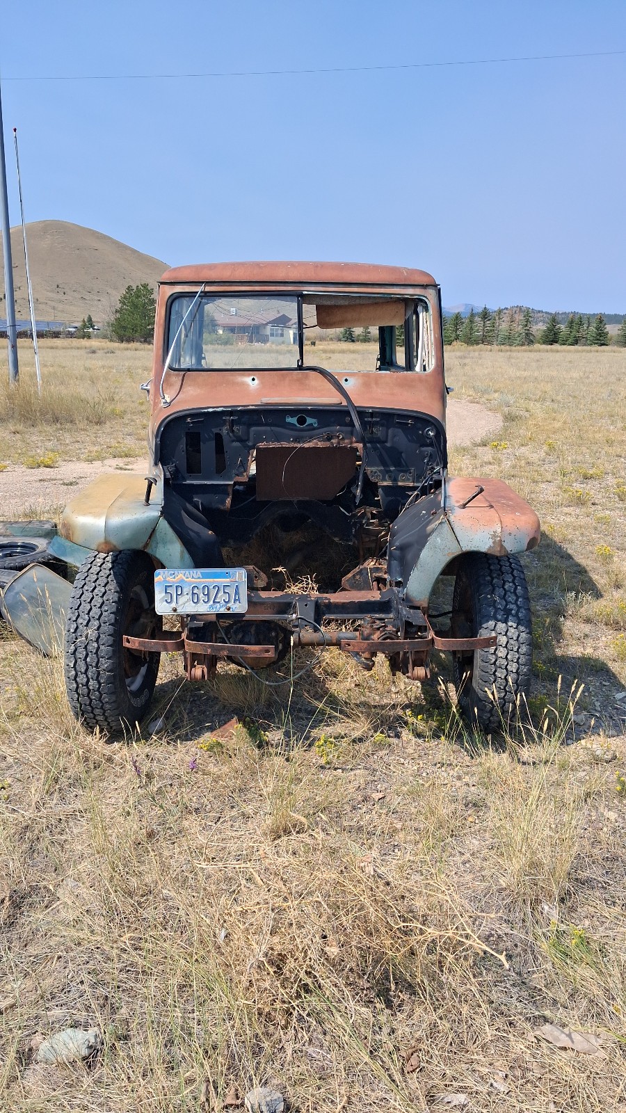 Jeep-Wagoneer-1960-8