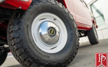 Jeep-Wagoneer-1968-SUV-6