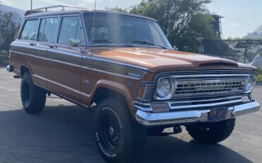 Jeep-Wagoneer-1973-Orange-Tan-1