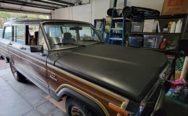 Jeep-Wagoneer-1985-SUV