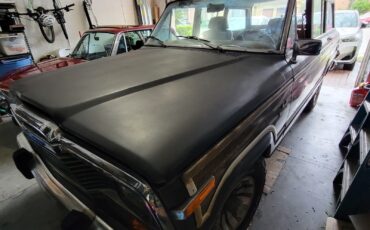 Jeep-Wagoneer-1985-SUV-5