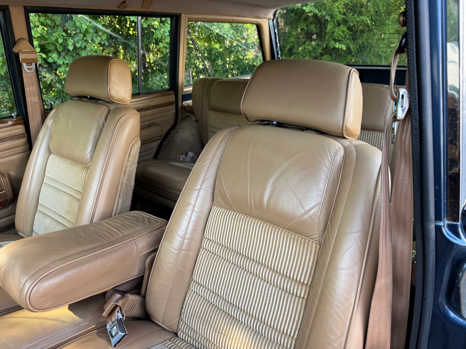 Jeep-Wagoneer-1988-Wagon-31