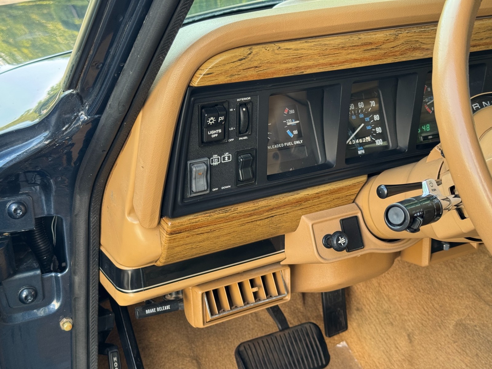 Jeep-Wagoneer-1988-Wagon-34
