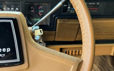 Jeep-Wagoneer-1988-Wagon-39