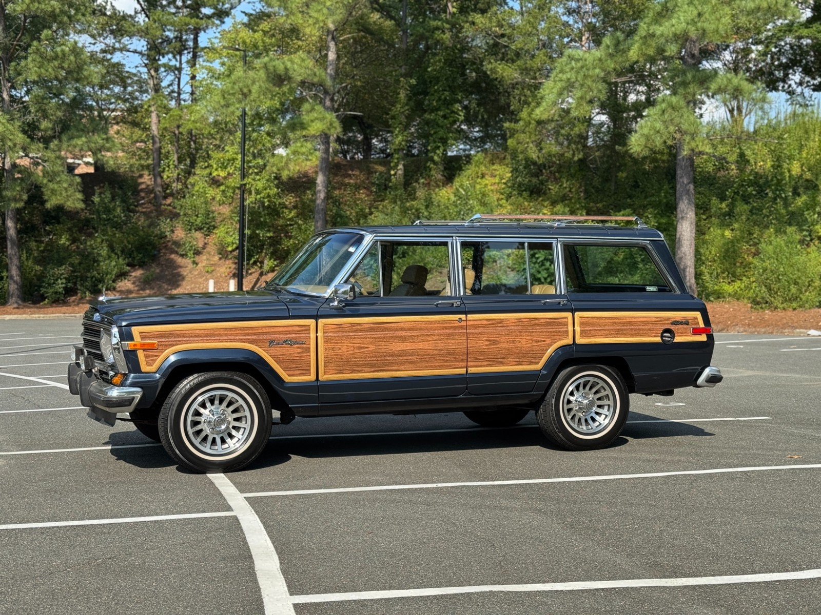 Jeep-Wagoneer-1988-Wagon-4