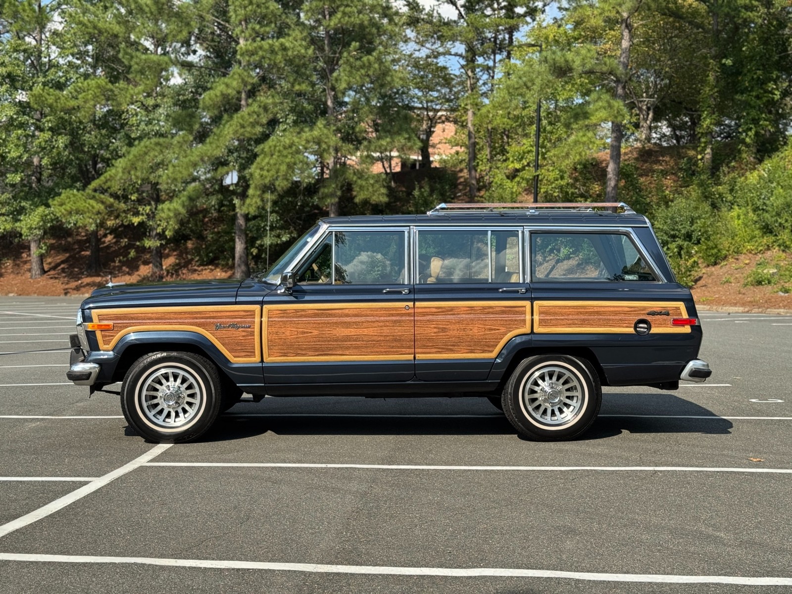 Jeep-Wagoneer-1988-Wagon-5