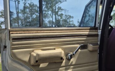 Jeep-Wagoneer-1990-Wagon-14