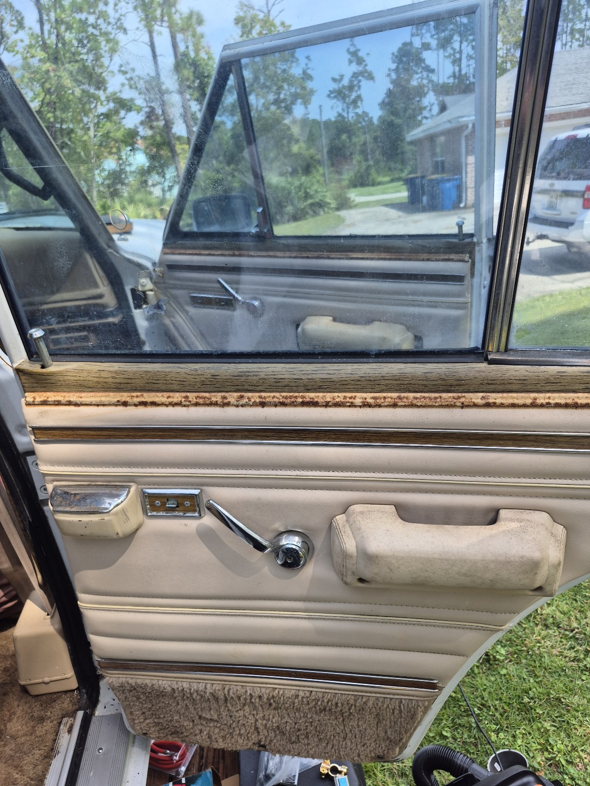 Jeep-Wagoneer-1990-Wagon-16