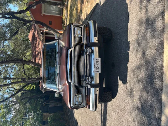 Jeep-Wagoneer-limited-1982-Brown-Tan-1