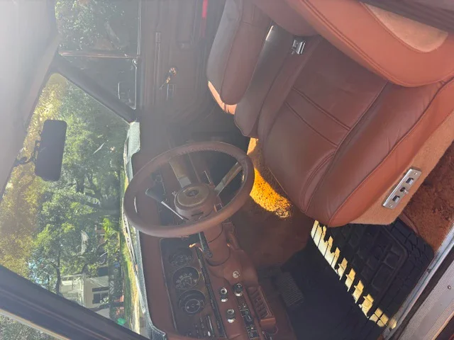 Jeep-Wagoneer-limited-1982-Brown-Tan