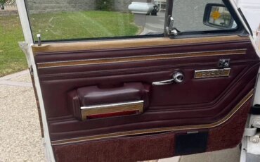 Jeep-Wagoneer-limited-1988-White-Burgundy-6