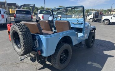 Jeep-Willys-1955-Blue-Tan-10