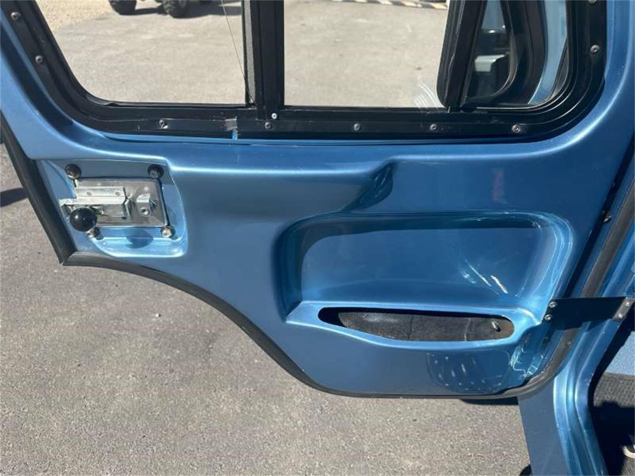 Jeep-Willys-1955-Blue-Tan-20