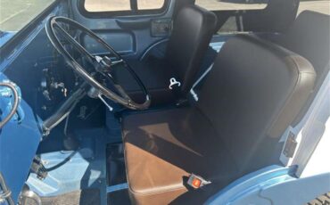 Jeep-Willys-1955-Blue-Tan-22