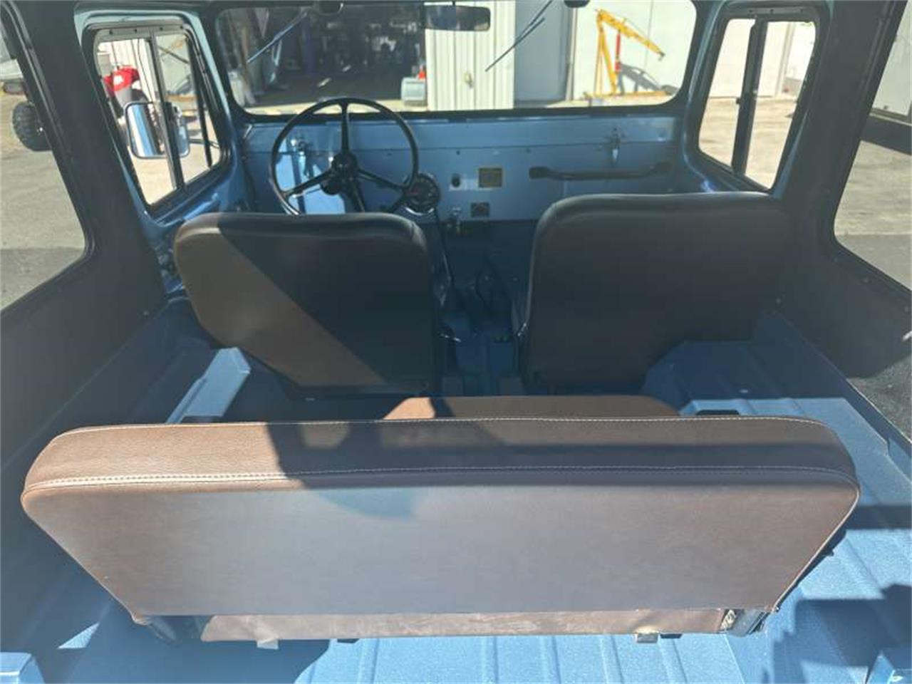 Jeep-Willys-1955-Blue-Tan-32
