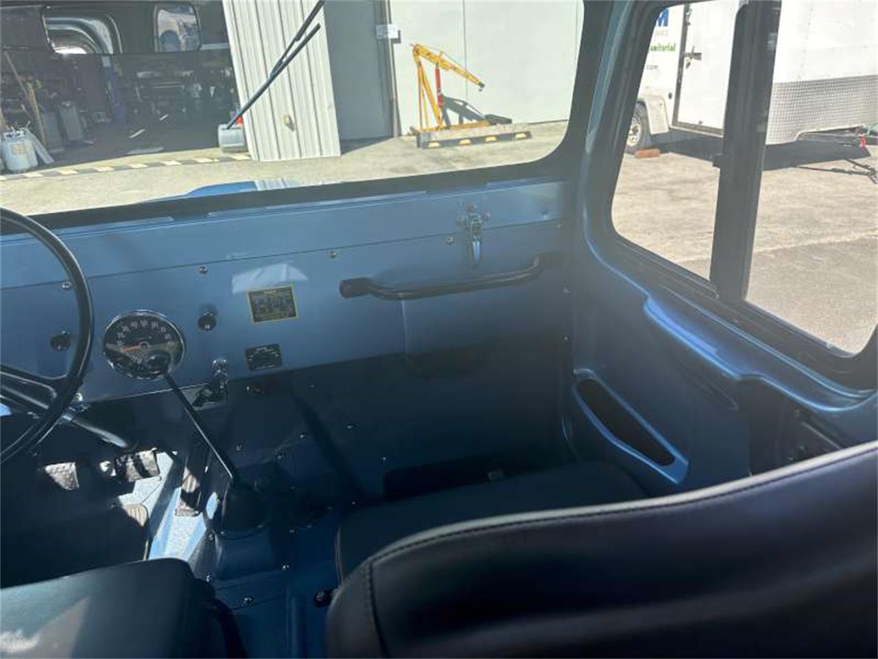 Jeep-Willys-1955-Blue-Tan-34