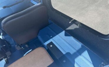 Jeep-Willys-1955-Blue-Tan-36