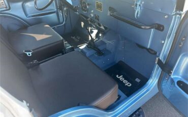 Jeep-Willys-1955-Blue-Tan-37