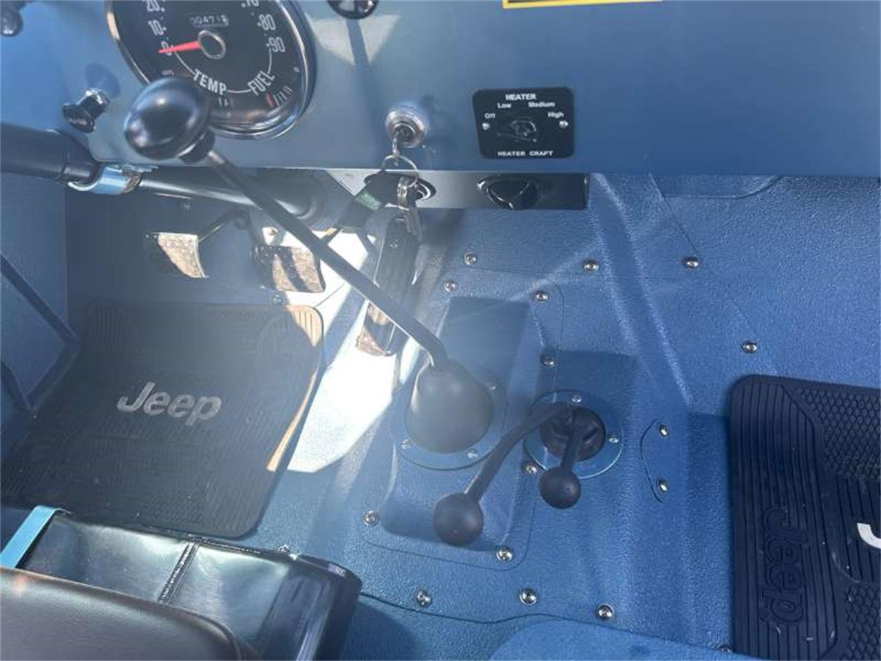 Jeep-Willys-1955-Blue-Tan-39