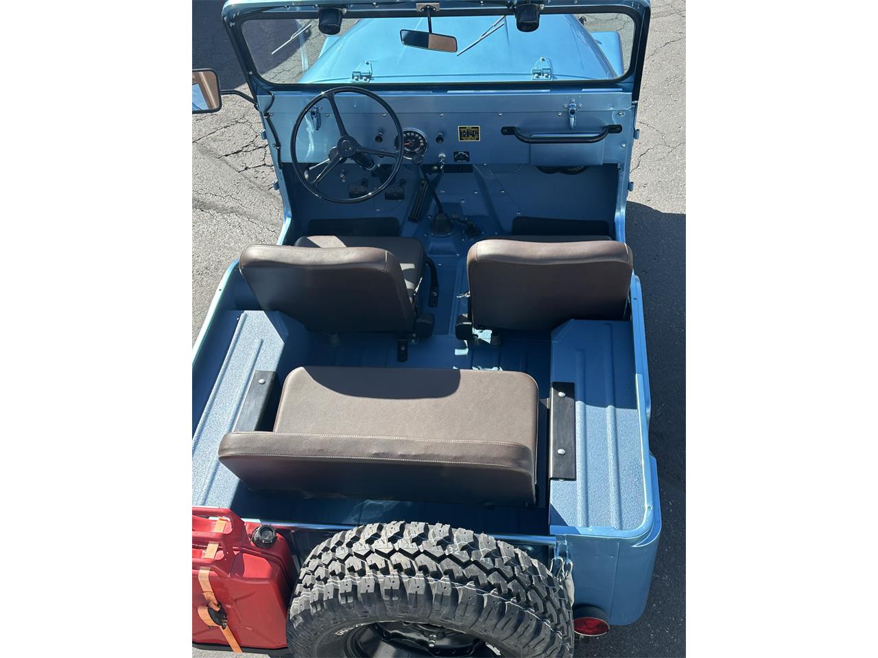 Jeep-Willys-1955-Blue-Tan-48