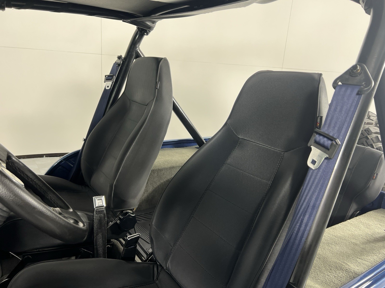 Jeep-Wrangler-1981-15
