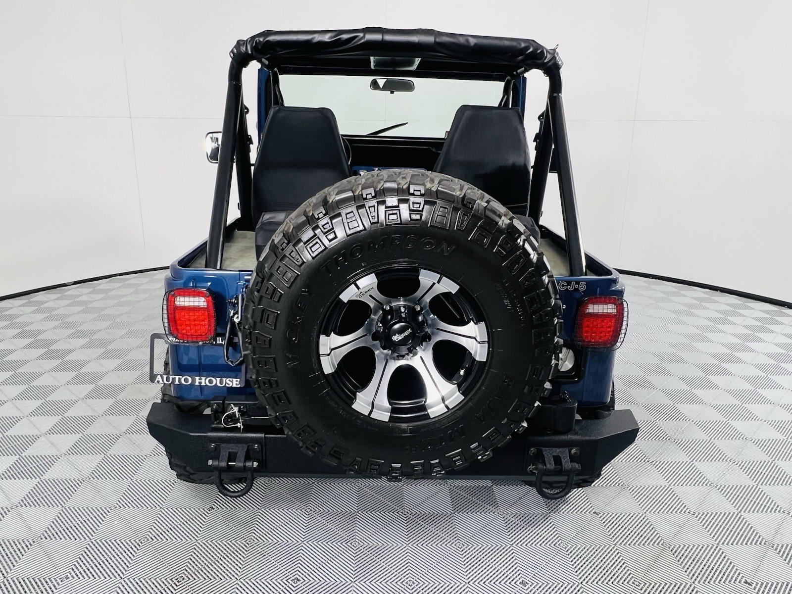 Jeep-Wrangler-1981-8