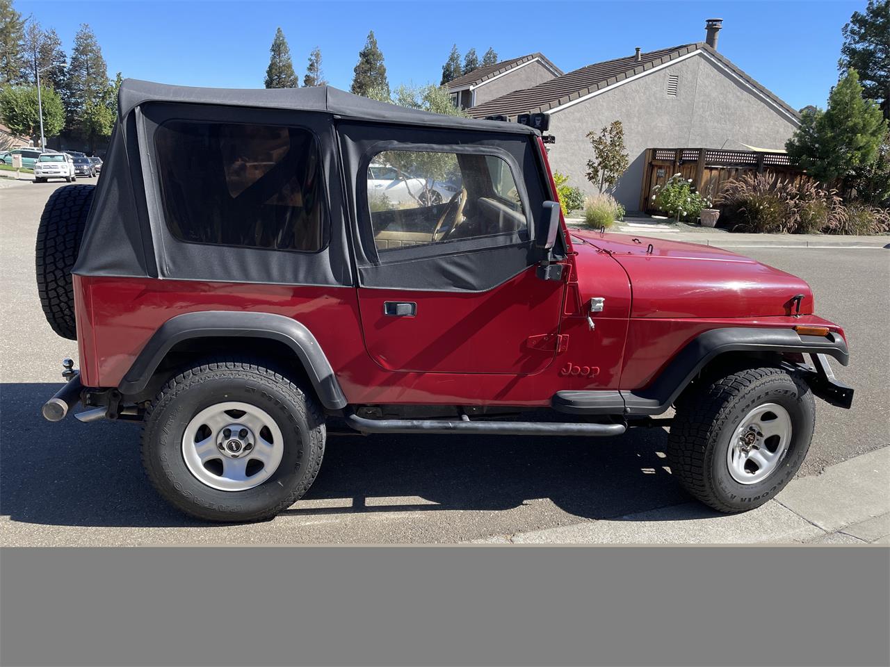 Jeep-Wrangler-1988-Red-Black-7