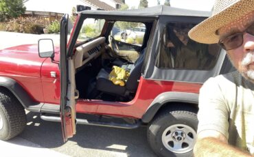 Jeep-Wrangler-1988-Red-Black-8