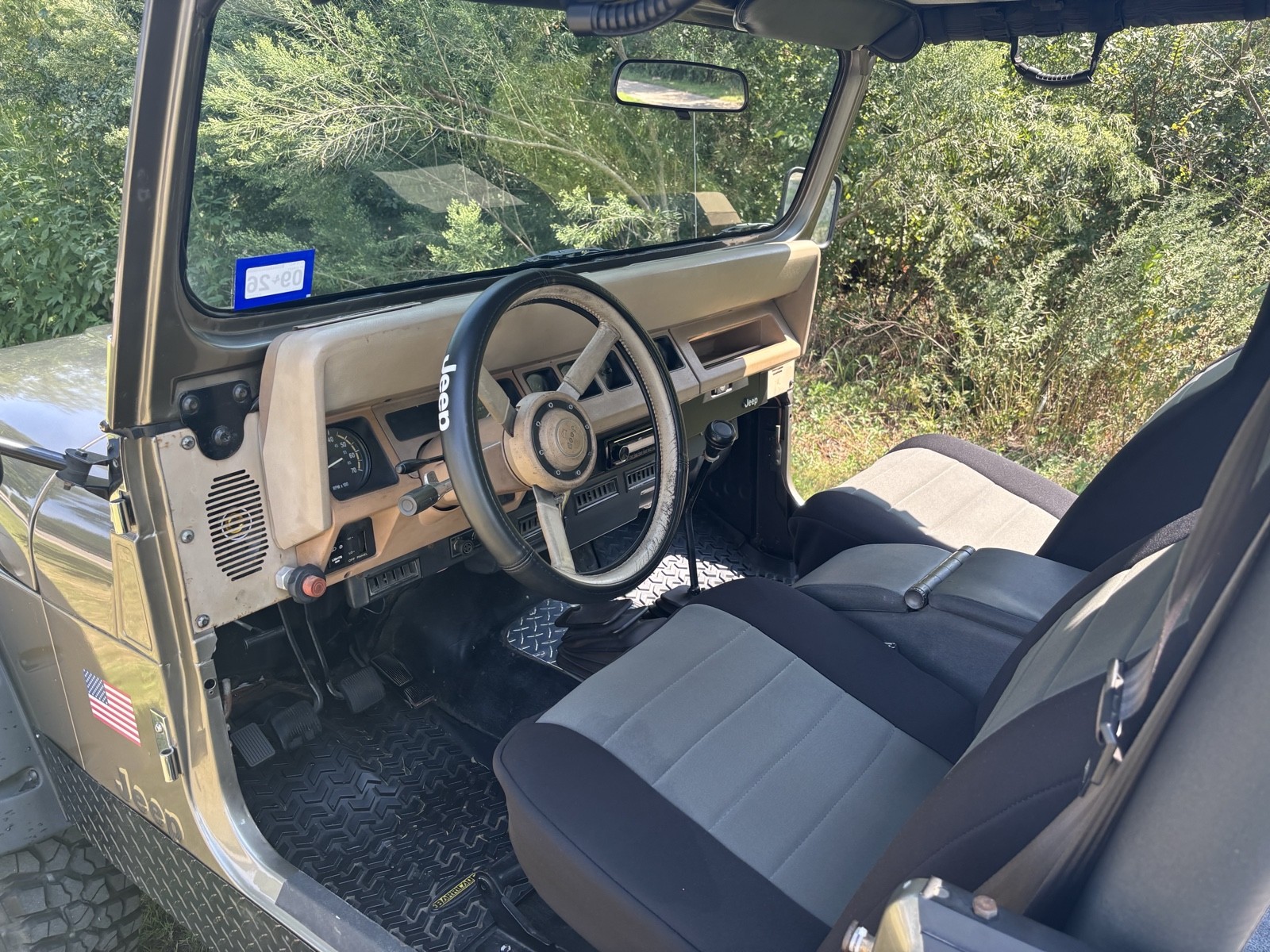 Jeep-Wrangler-1989-10