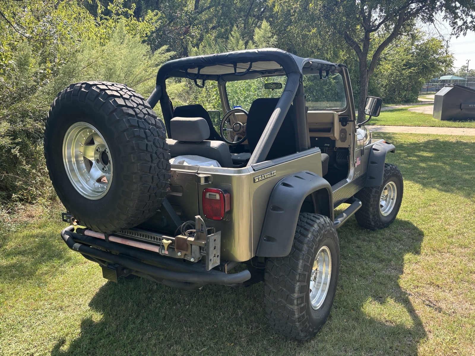 Jeep-Wrangler-1989-4