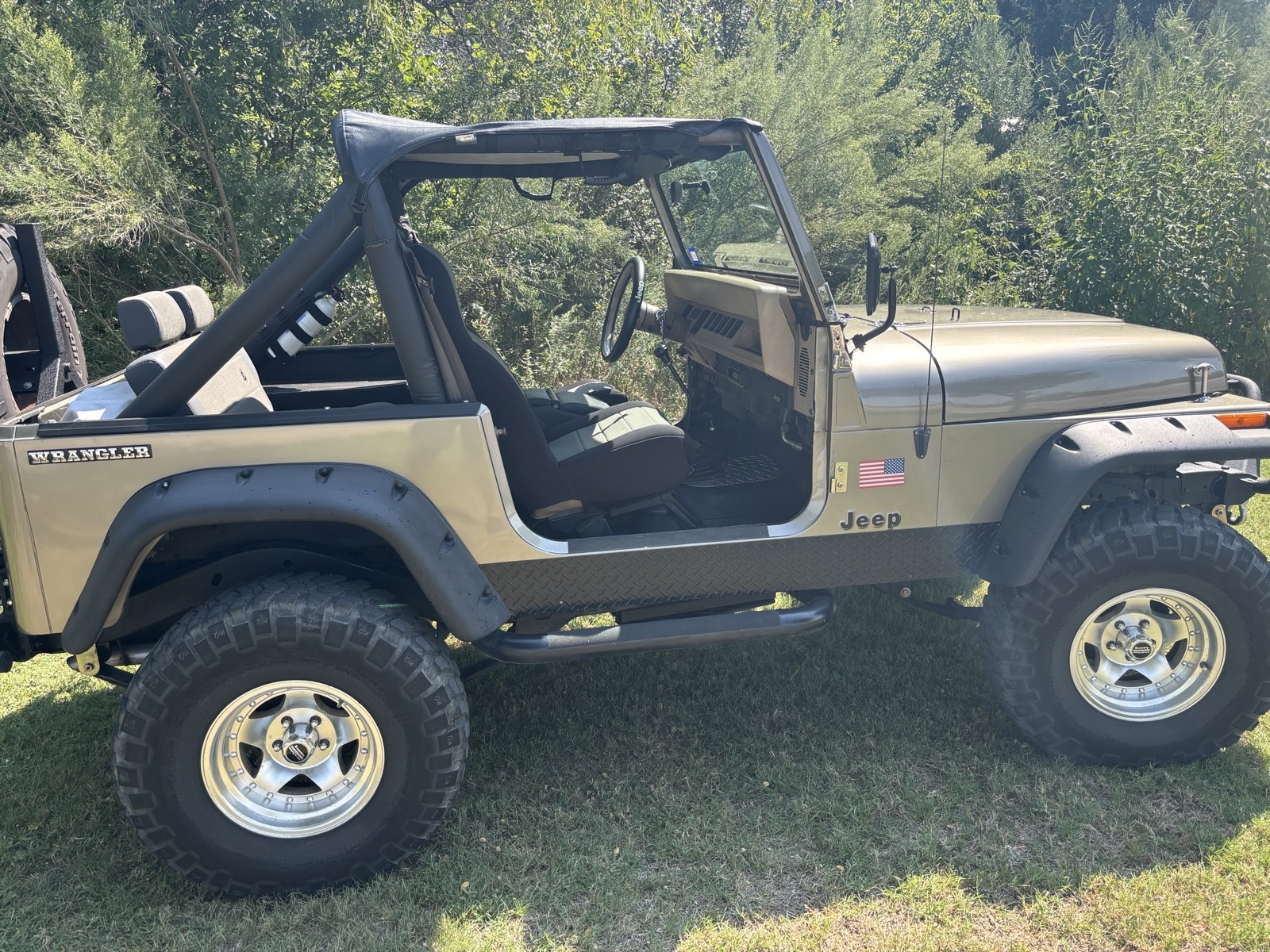 Jeep-Wrangler-1989-5