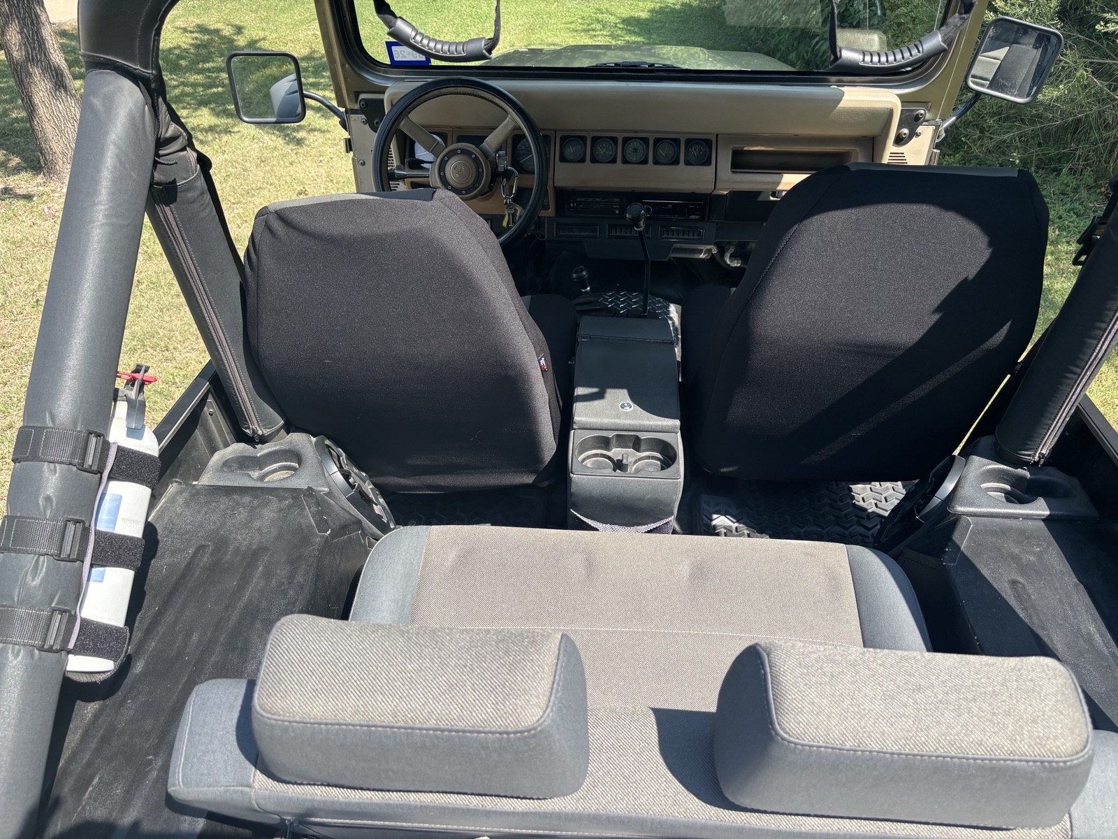 Jeep-Wrangler-1989-9