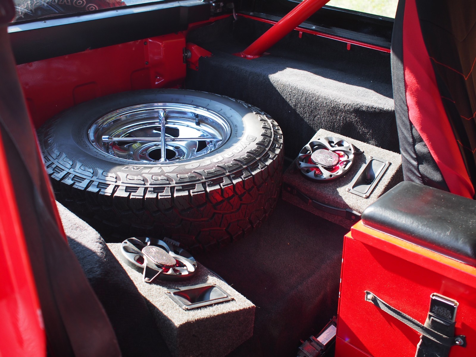Jeep-Wrangler-1989-SUV-11