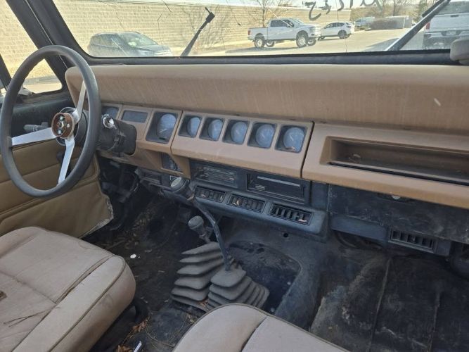 Jeep-Wrangler-1994-Green-Beige-1