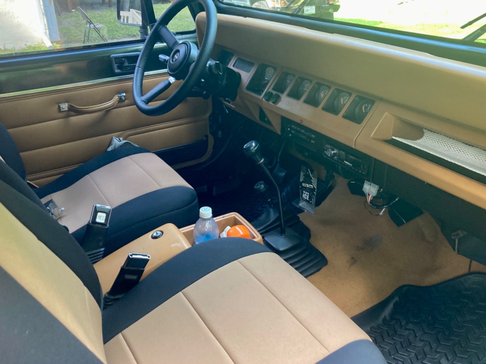 Jeep-Wrangler-1995-SUV-18