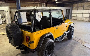 Jeep-Wrangler-1995-SUV-7