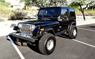 Jeep-Wrangler-4wd-1987-Black-Black-23