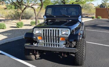 Jeep-Wrangler-4wd-1987-Black-Black-24